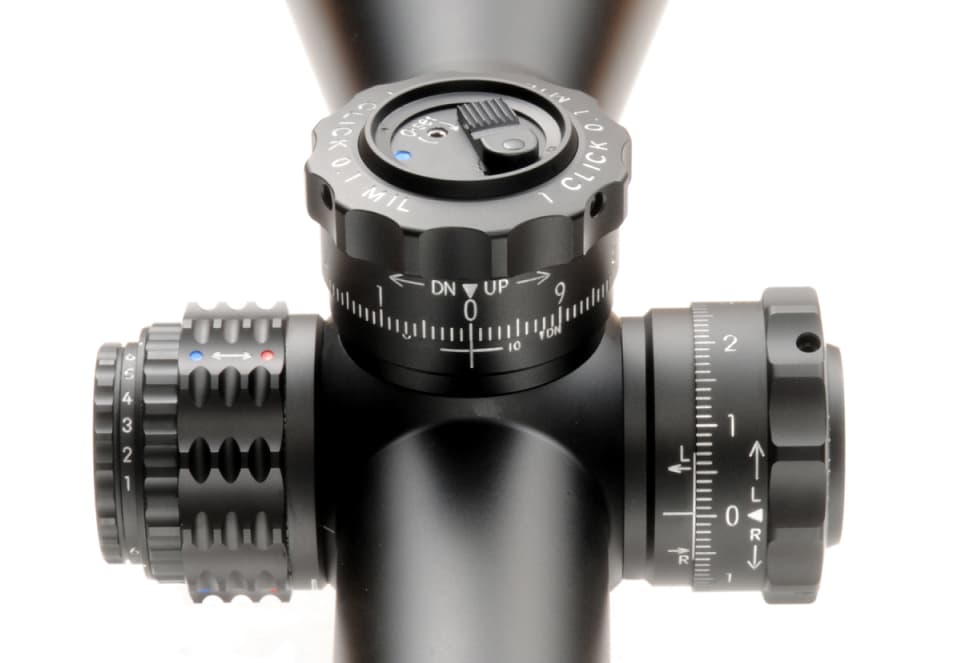 廃版 ライフルスコープ March-FX 5x-42x56 HM D42HV56WFIML Tactical 